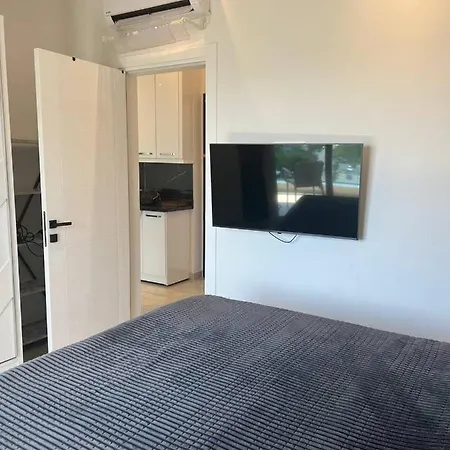 Yekta Blue 3 Apartment